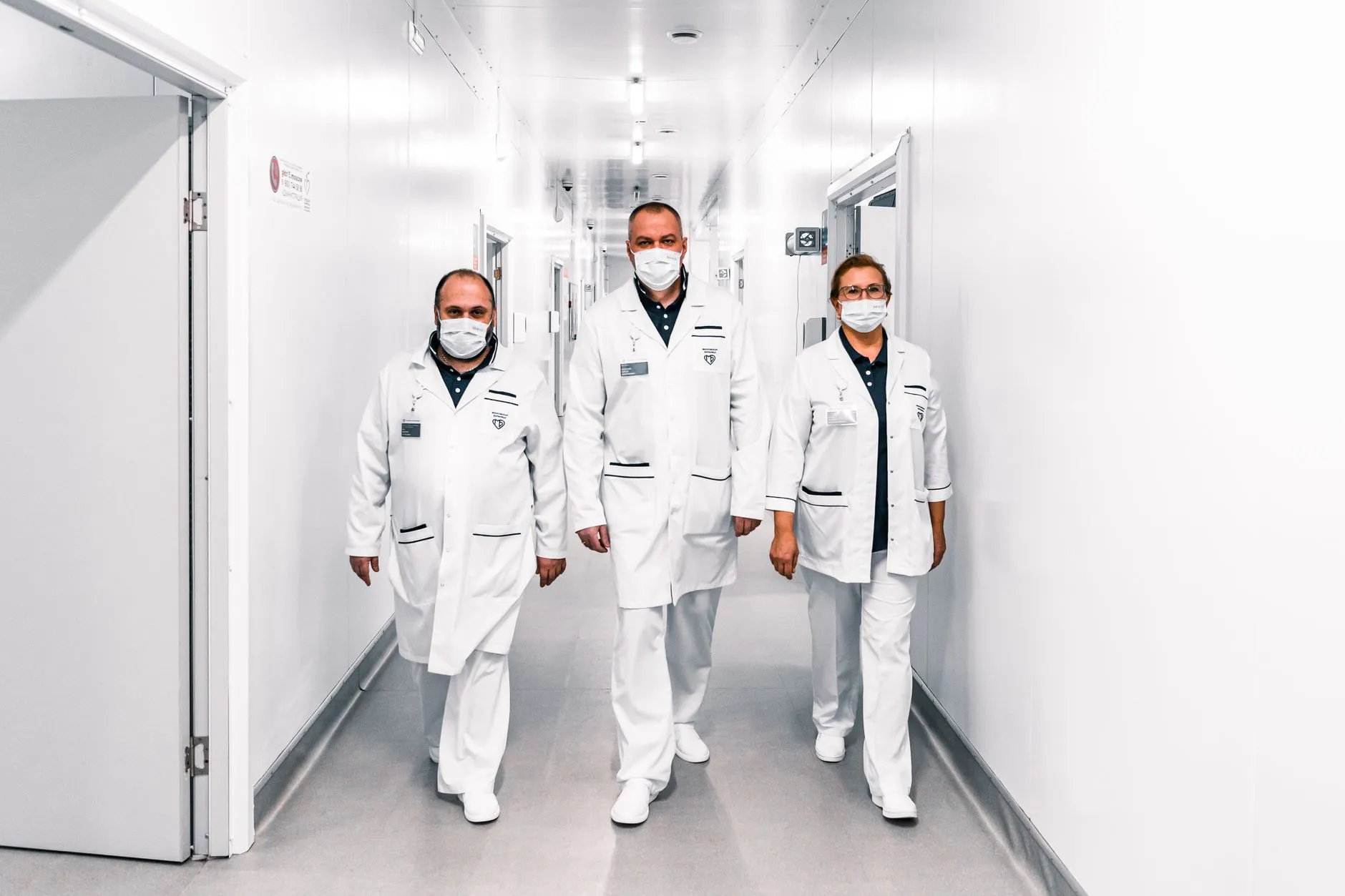 起重配件钢丝绳与链条的选型对比及安全使用要点